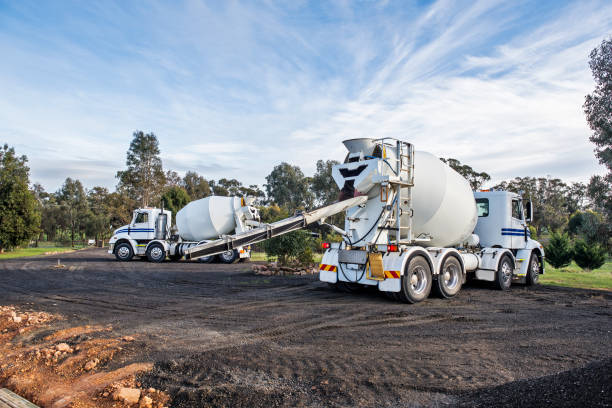 Best Best Concrete Contractor  in Lewiston, MN